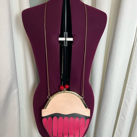 Pink and Black Crossbody Bag with Cupcake Design - Picture 2 of 5